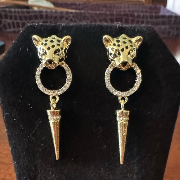 Vintage Leopard, Panther, Cat Head, Cone Drop Cubic Zirconia Circle, Earrings - Picture 6 of 7
